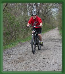 Bike and Fish (92) * 2000 x 2290 * (2.33MB)